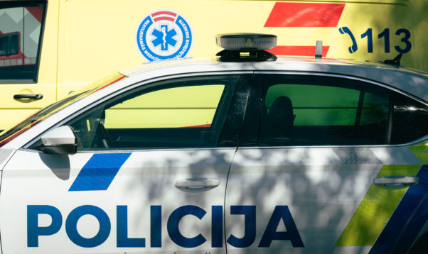 policija